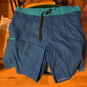 Men’s water/swim shorts. These do not have a liner in them. Size 40.